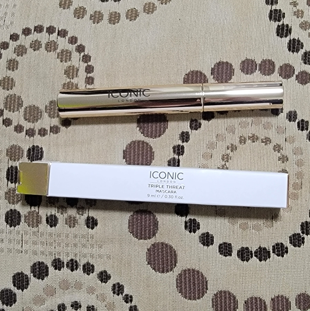 ICONIC LONDON Triple Threat Mascara in Brown 9ml